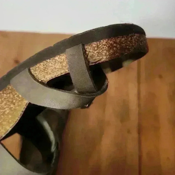 Birkenstock size 39 womens size 8-8.5 - Picture 8 of 9